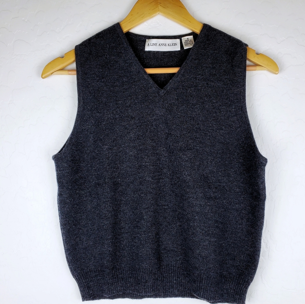 Anne Klein Wool Sleeveless Sweater Vest - A Line